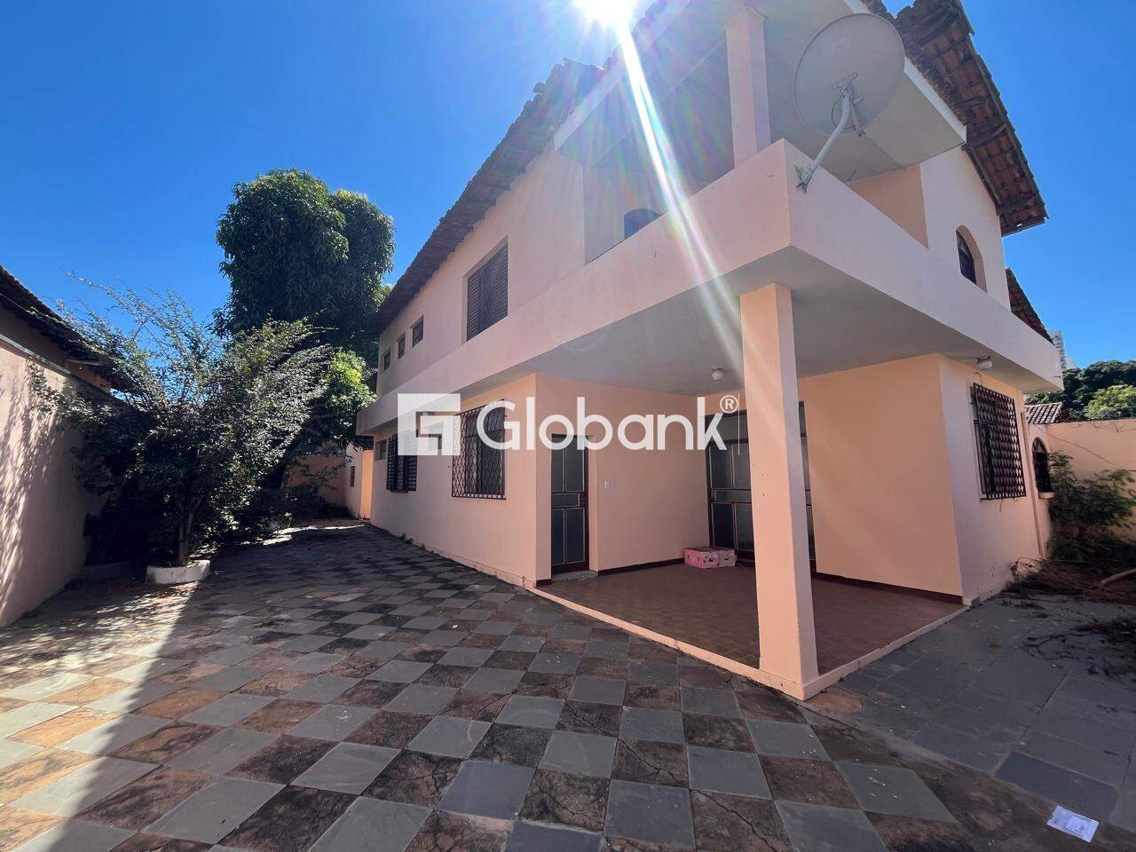 Casa 5 quartos à venda Melo 260m² Montes Claros MG: 