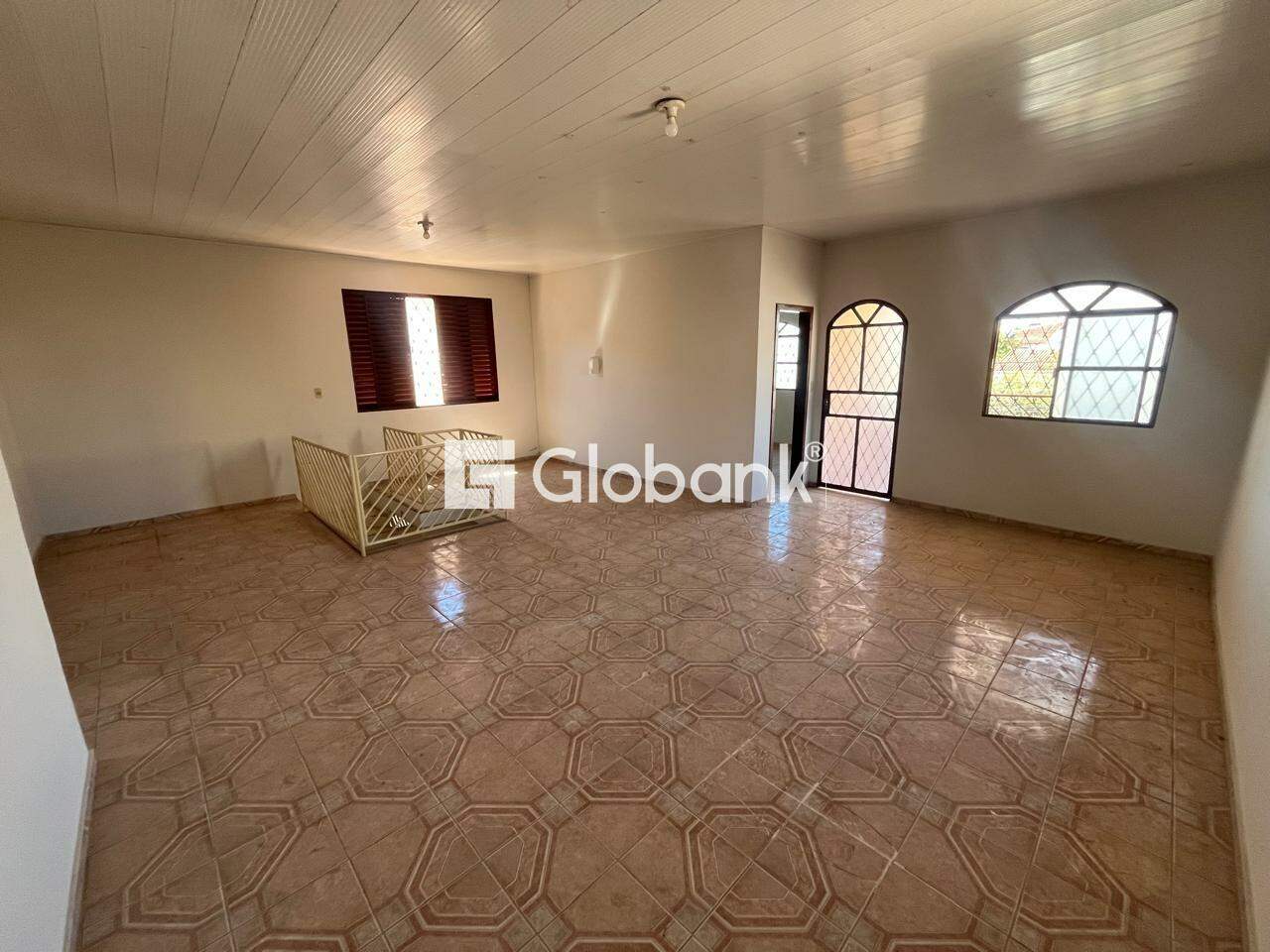 Casa 5 quartos à venda Melo 260m² Montes Claros MG: