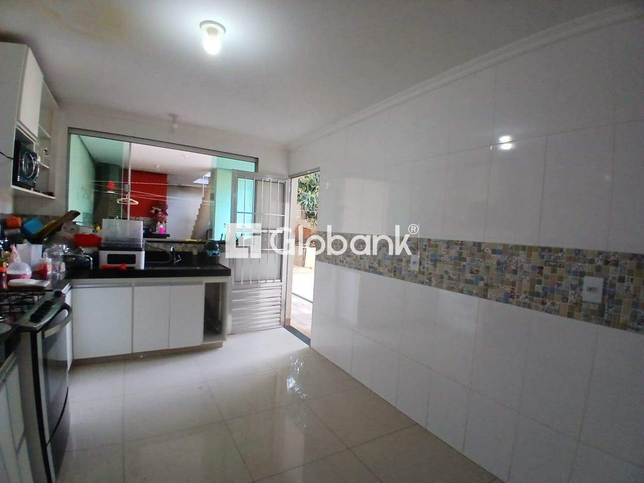 Casa 4 quartos à venda Morada do Parque 230m² Montes Claros MG: 