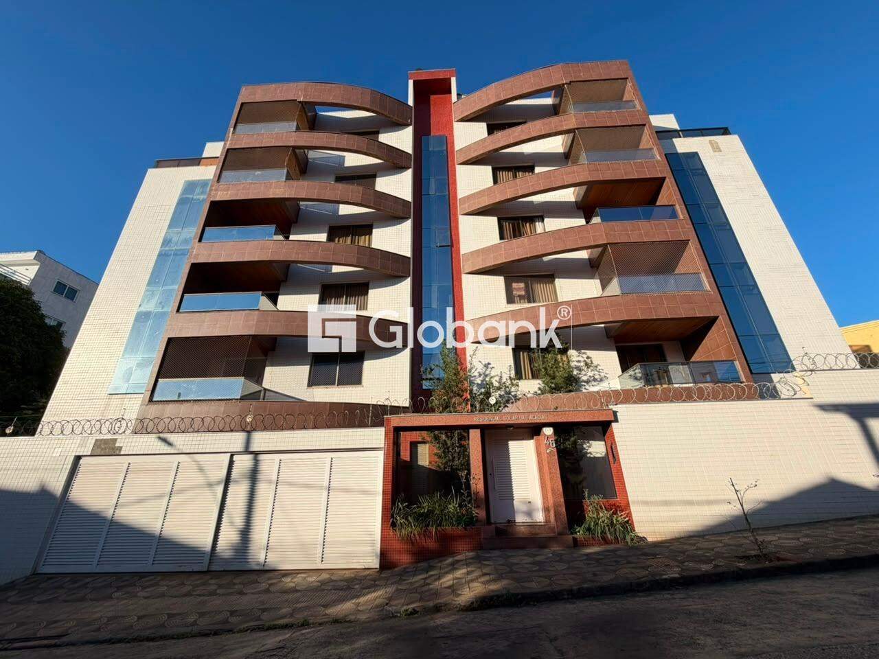 Apartamento 3 quartos para aluguel Cidade Santa Maria 120m² Montes Claros MG: 