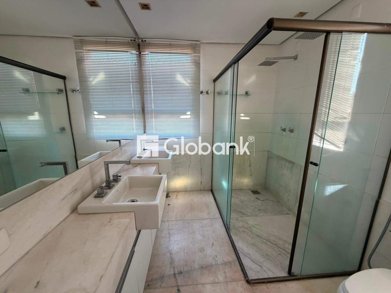Apartamento 3 quartos para aluguel Cidade Santa Maria 120m² Montes Claros MG: 