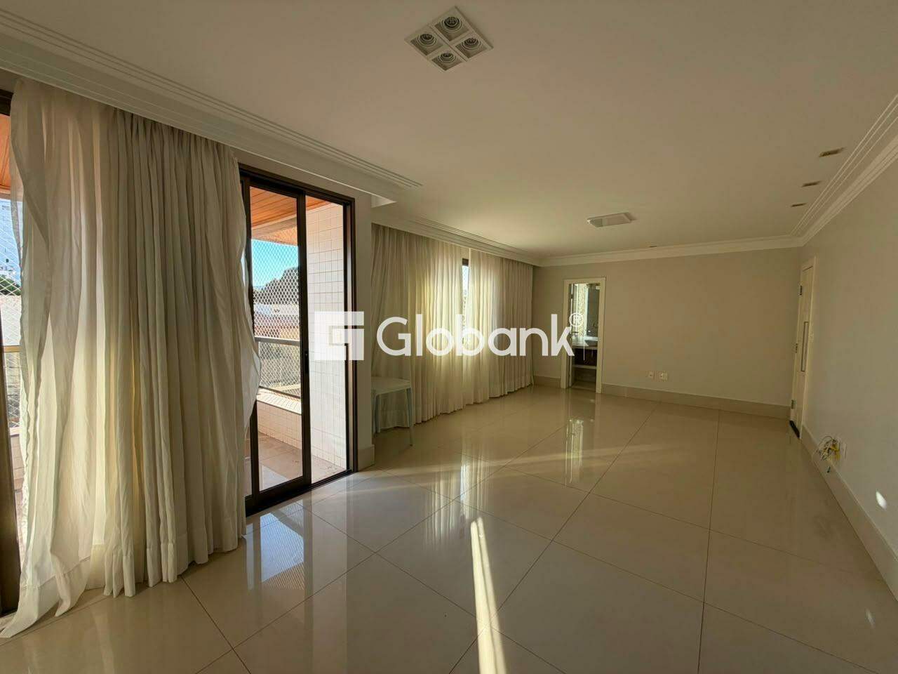 Apartamento 3 quartos para aluguel Cidade Santa Maria 120m² Montes Claros MG: 