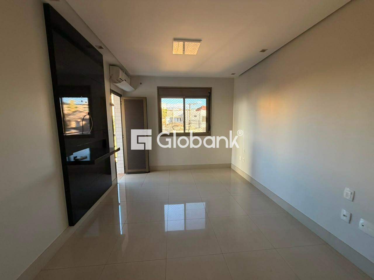 Apartamento 3 quartos para aluguel Cidade Santa Maria 120m² Montes Claros MG: 