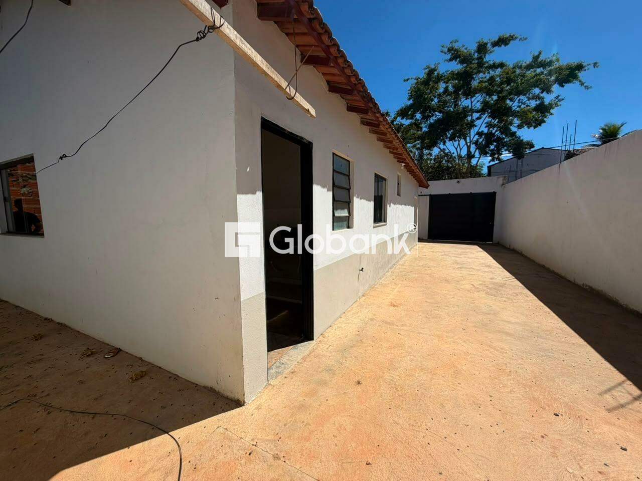Casa 3 quartos para aluguel Santa Rita I 90m² Montes Claros MG: 