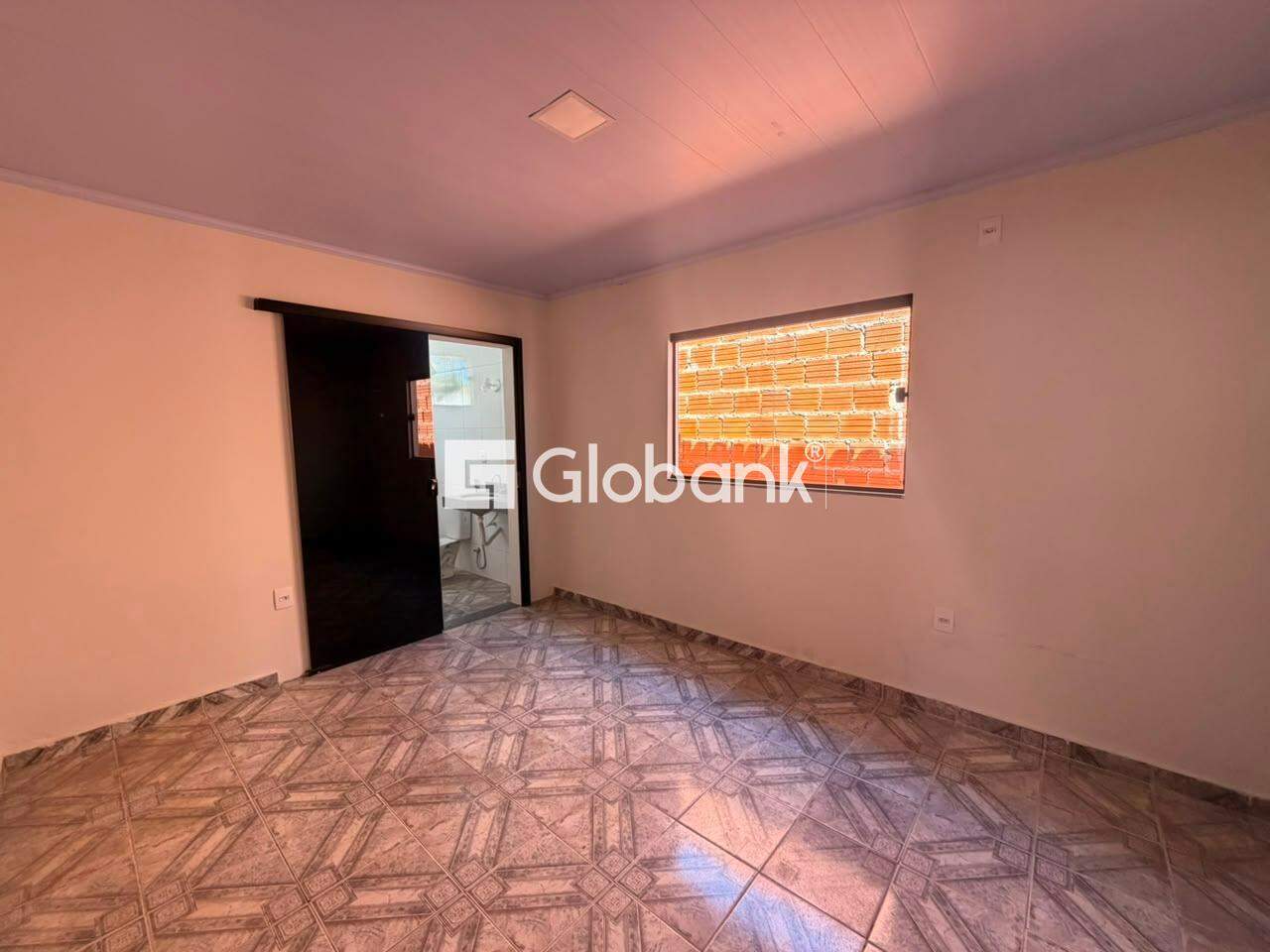 Casa 3 quartos para aluguel Santa Rita I 90m² Montes Claros MG: 