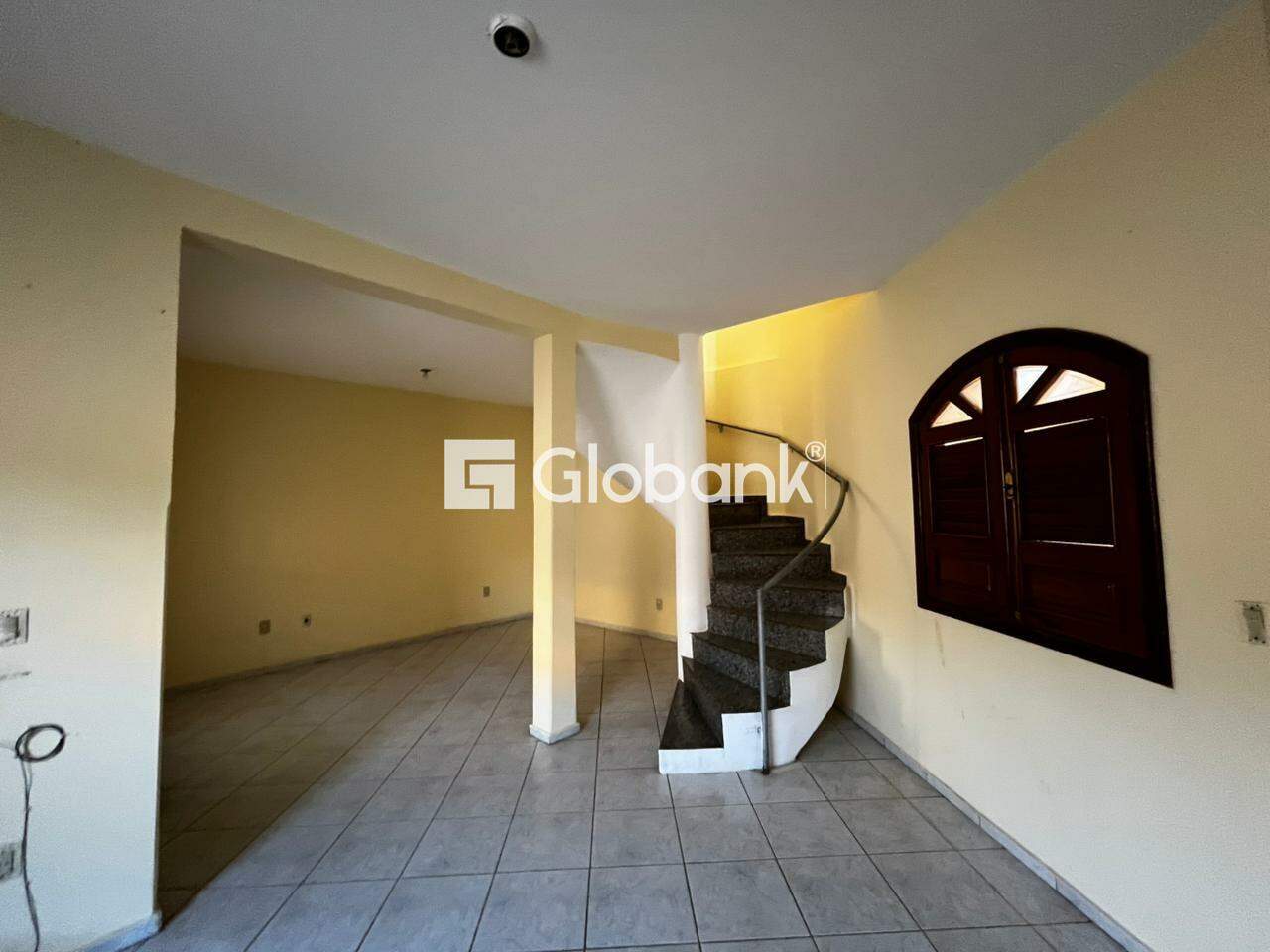 Casa 3 quartos para aluguel João Alves 120m² Montes Claros MG: 