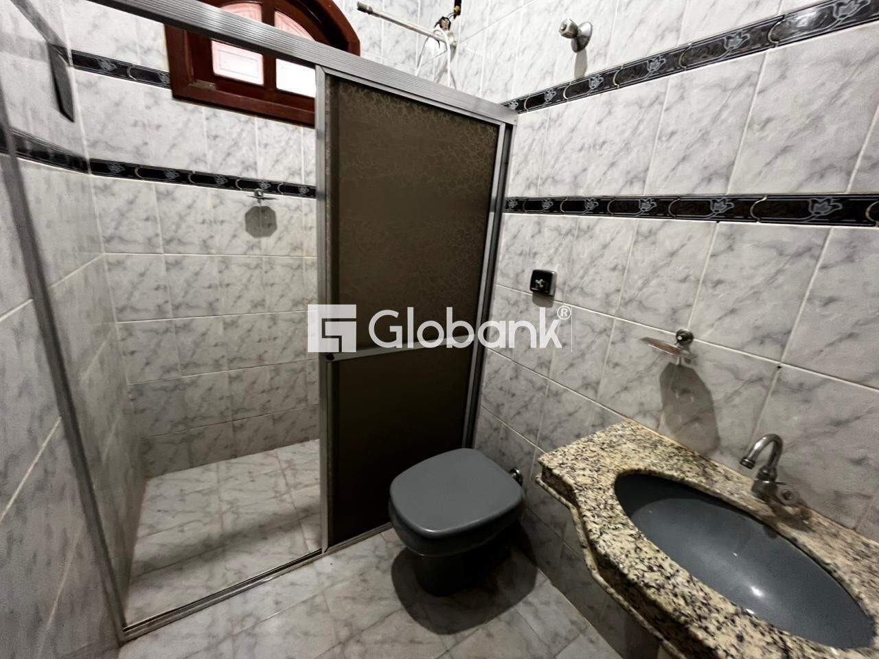 Casa 3 quartos para aluguel João Alves 120m² Montes Claros MG: 
