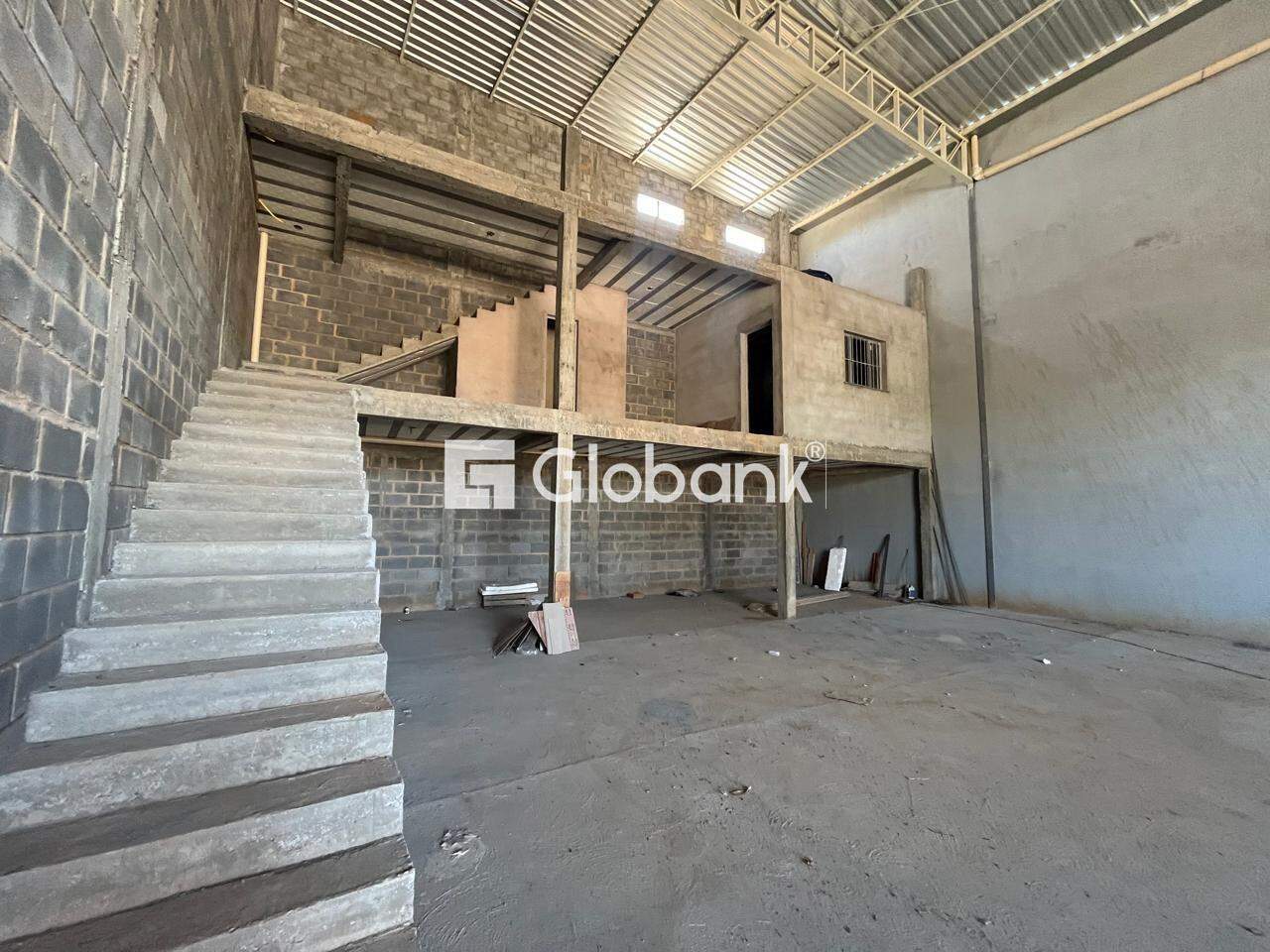 Galpão à venda Dos Mangues 300m² Montes Claros MG: 