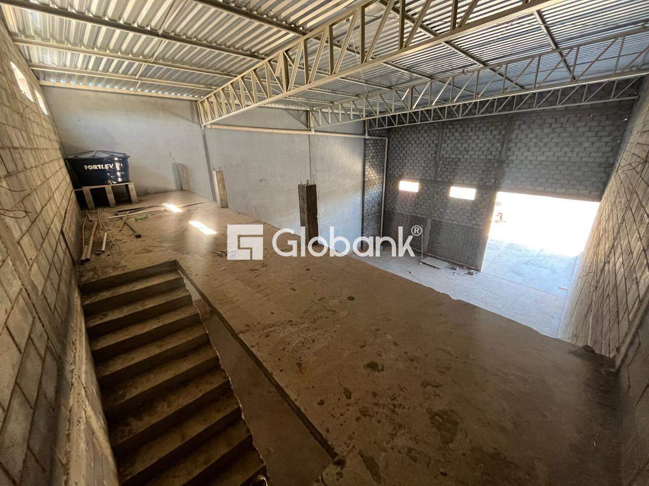 Galpão à venda Dos Mangues 300m² Montes Claros MG: