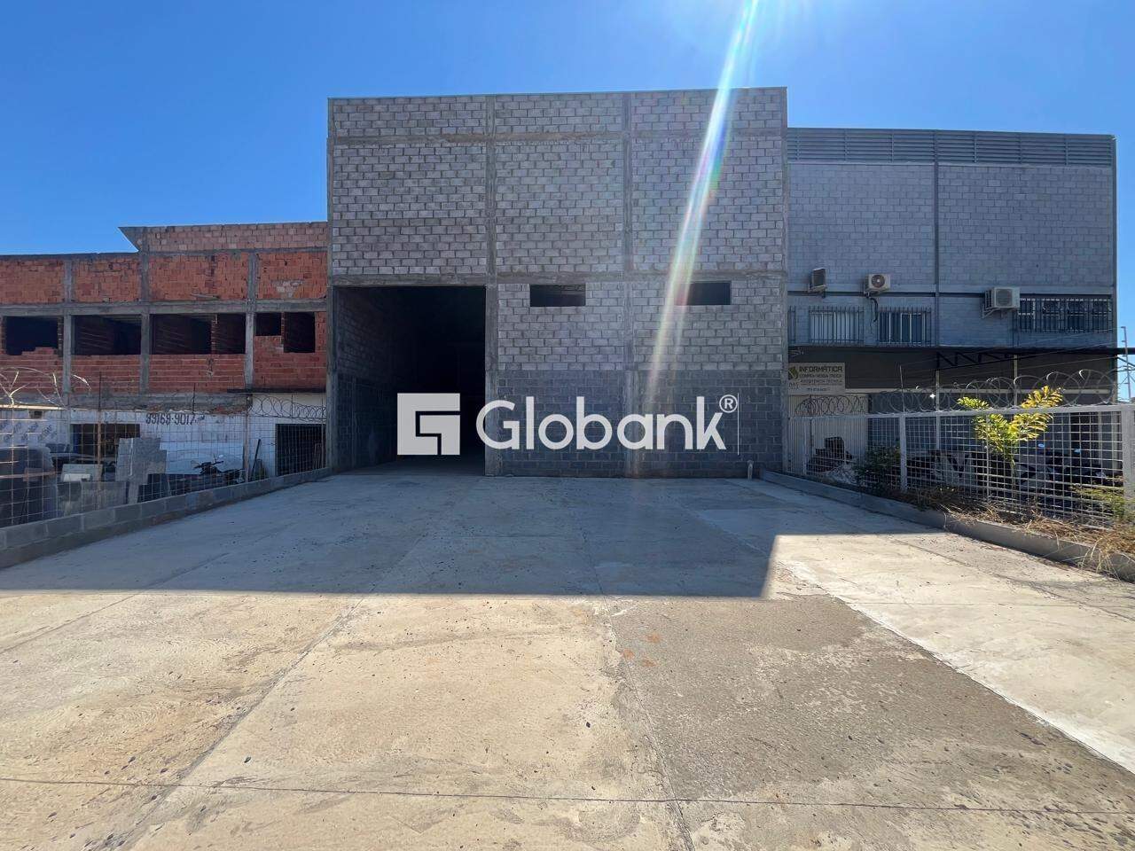 Galpão à venda Dos Mangues 300m² Montes Claros MG: 