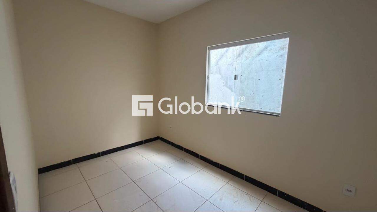Casa 2 quartos à venda Independência 60m² Montes Claros MG: 