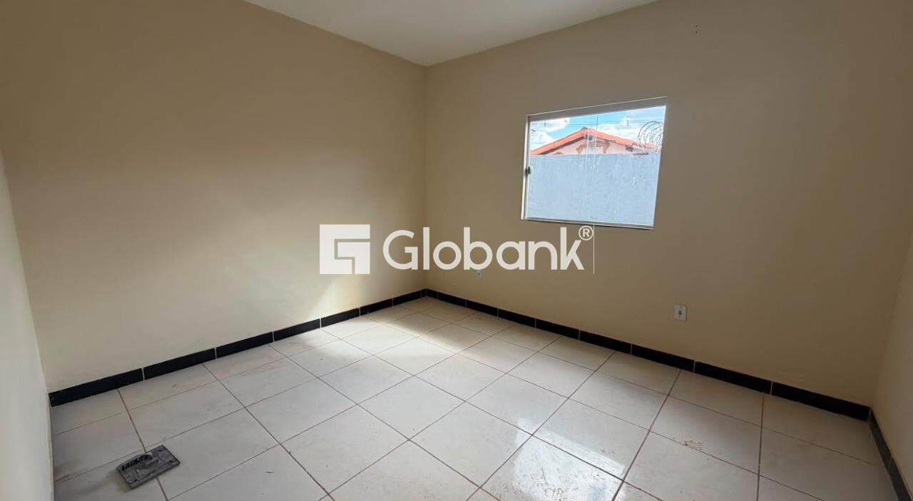 Casa 2 quartos à venda Independência 60m² Montes Claros MG: 