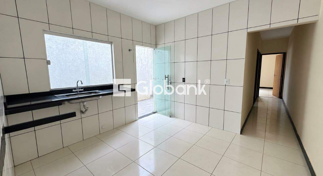 Casa 2 quartos à venda Independência 60m² Montes Claros MG: 