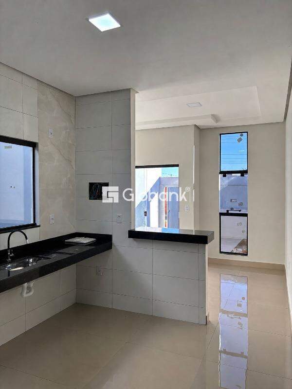 Casa 2 quartos à venda Vila Sion 50m² Montes Claros MG: 