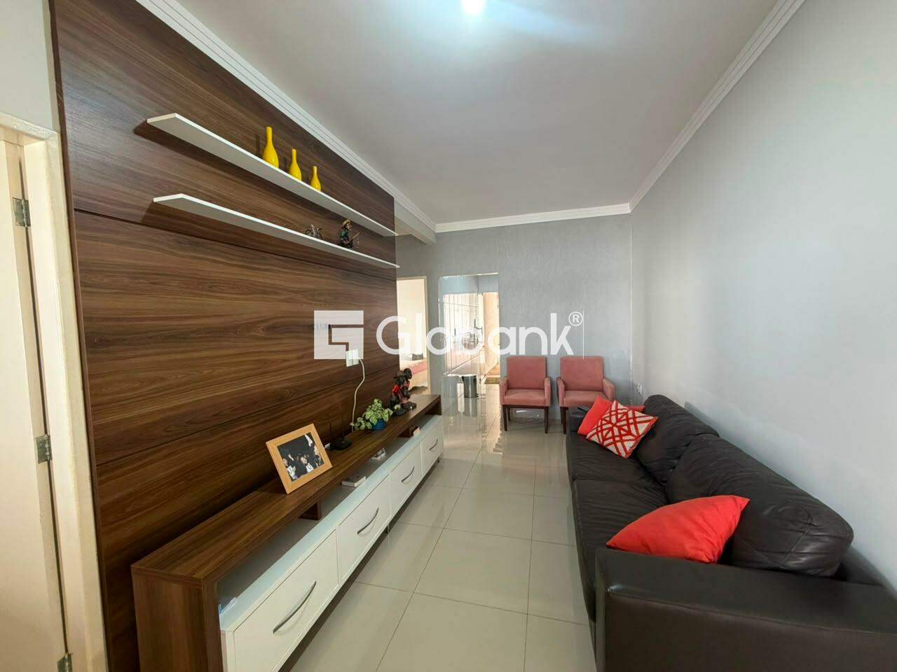 Casa 3 quartos para aluguel Jardim Primavera 110m² Montes Claros MG: