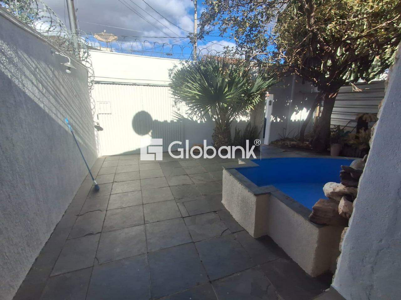 Casa 1 quarto para aluguel Todos os Santos 150m² Montes Claros MG: 