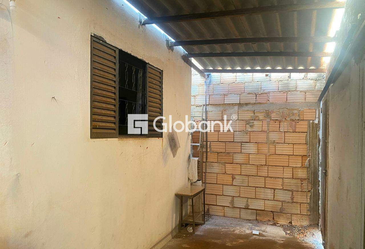 Casa 2 quartos à venda Jardim Primavera 65m² Montes Claros MG: 