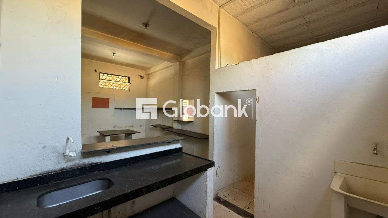 Ponto comercial para aluguel Alice Maia 80m² Montes Claros MG:
