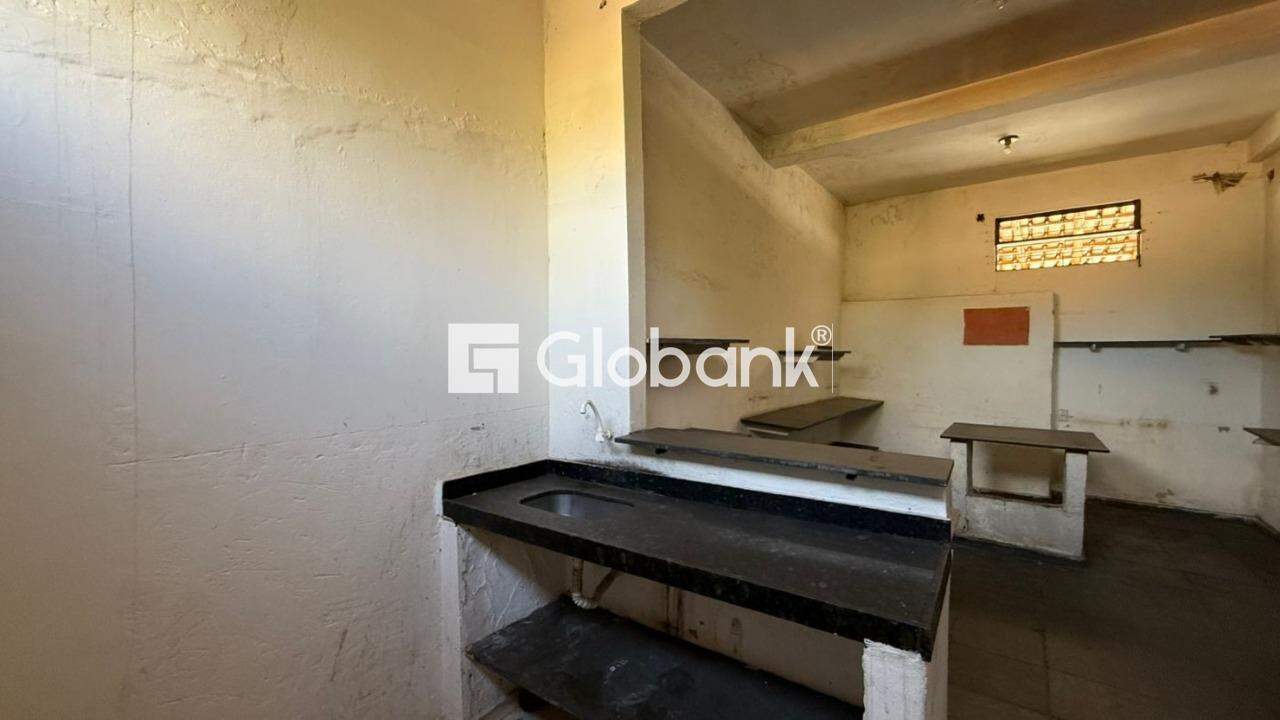 Ponto comercial para aluguel Alice Maia 80m² Montes Claros MG:
