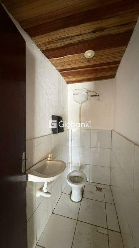 Ponto comercial para aluguel Alice Maia 80m² Montes Claros MG: