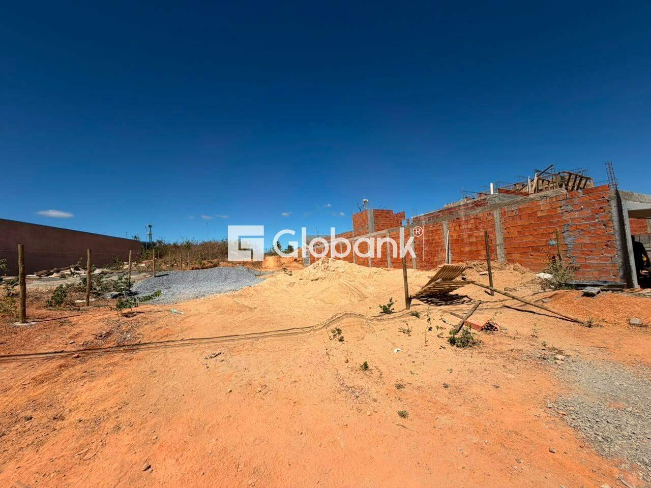 Terreno à venda Ibituruna 360m² Montes Claros MG: 
