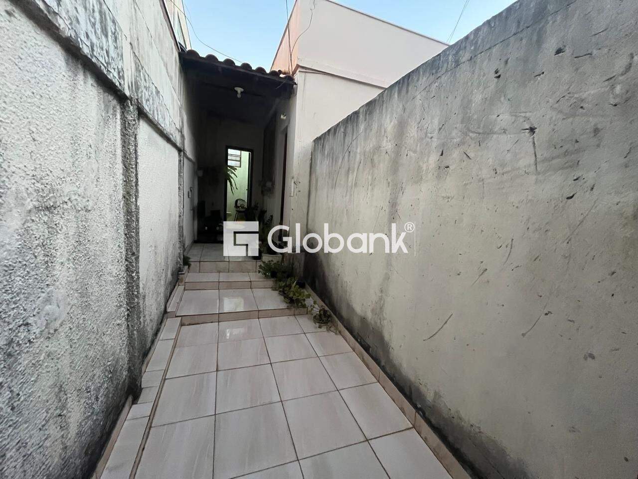 Sala comercial para aluguel Centro 40m² Montes Claros MG: 