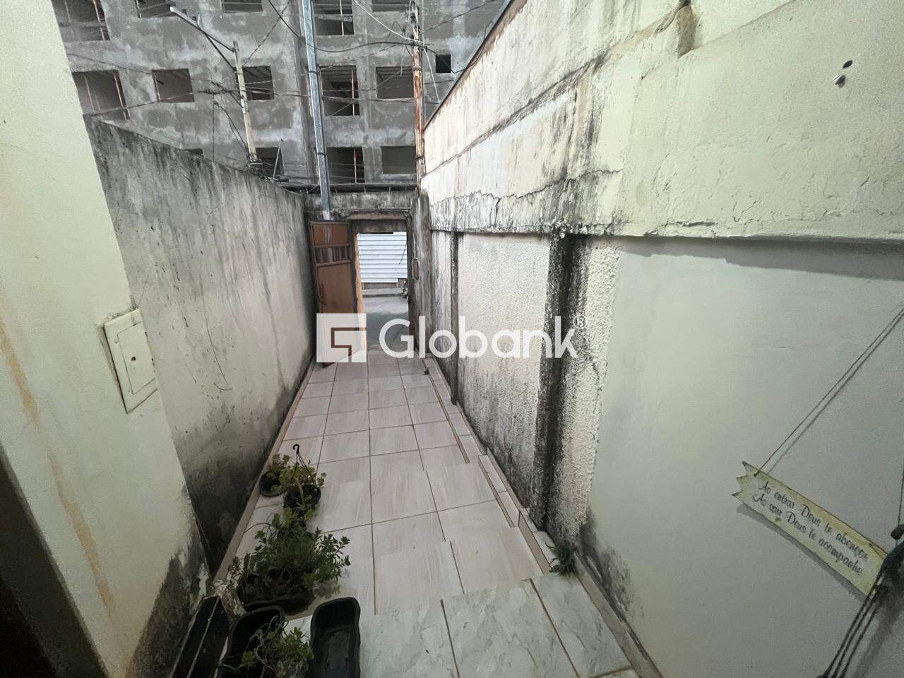 Sala comercial para aluguel Centro 40m² Montes Claros MG: 