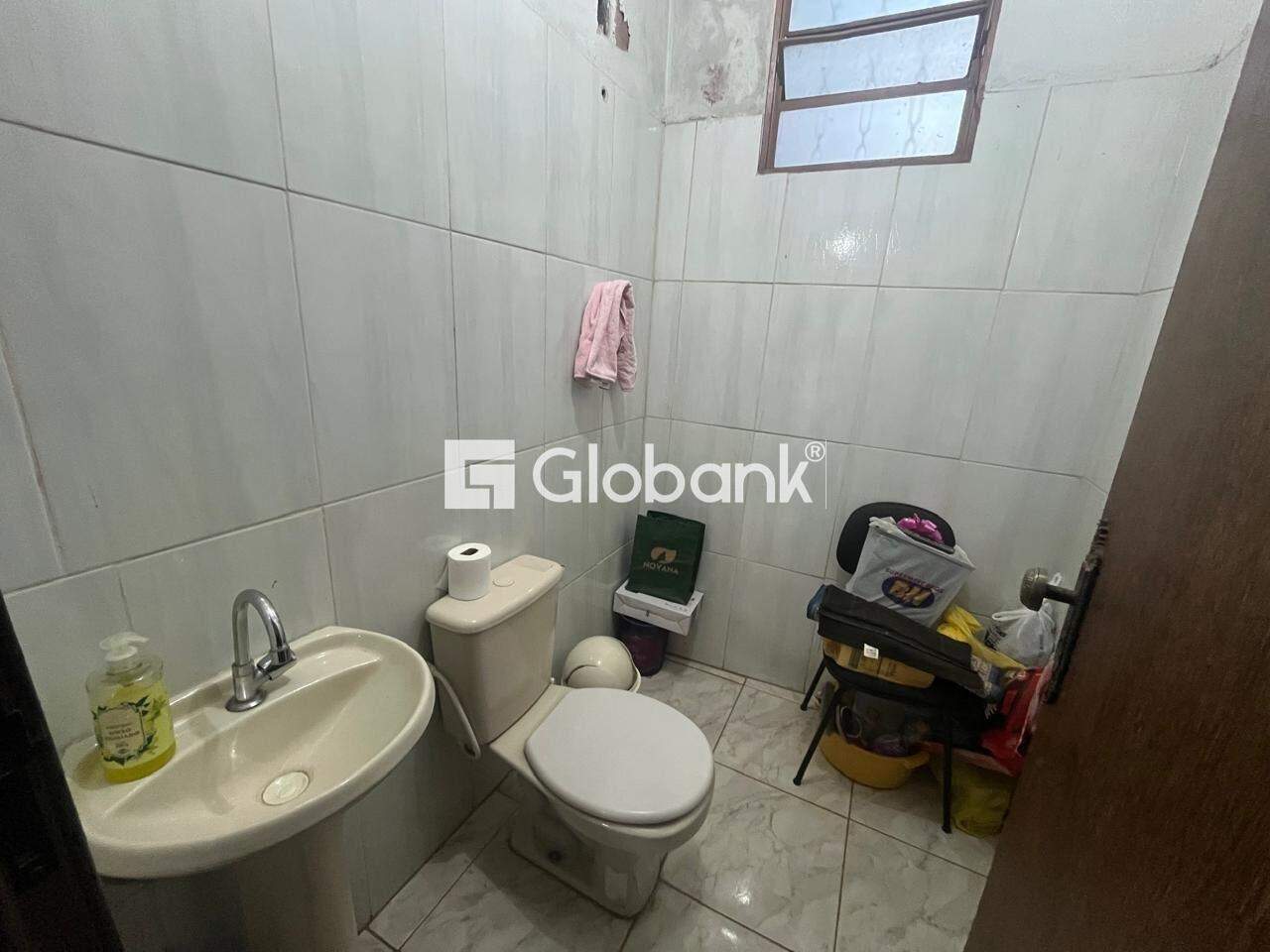 Sala comercial para aluguel Centro 40m² Montes Claros MG: 