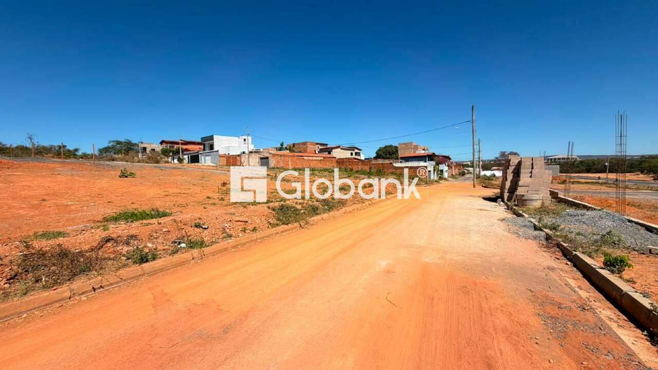 Terreno à venda Carmelo 200m² Montes Claros MG: 