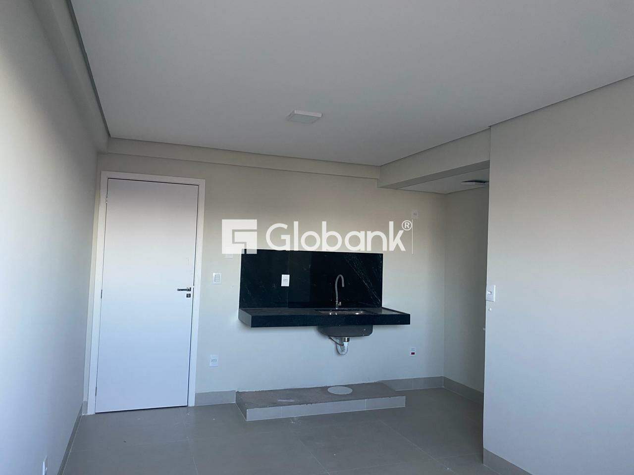 Flat 1 quarto à venda Centro 44,37m² Montes Claros MG: 