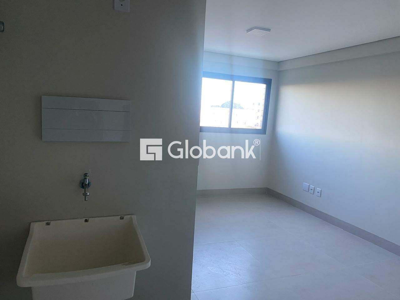 Flat 1 quarto à venda Centro 44,37m² Montes Claros MG: 