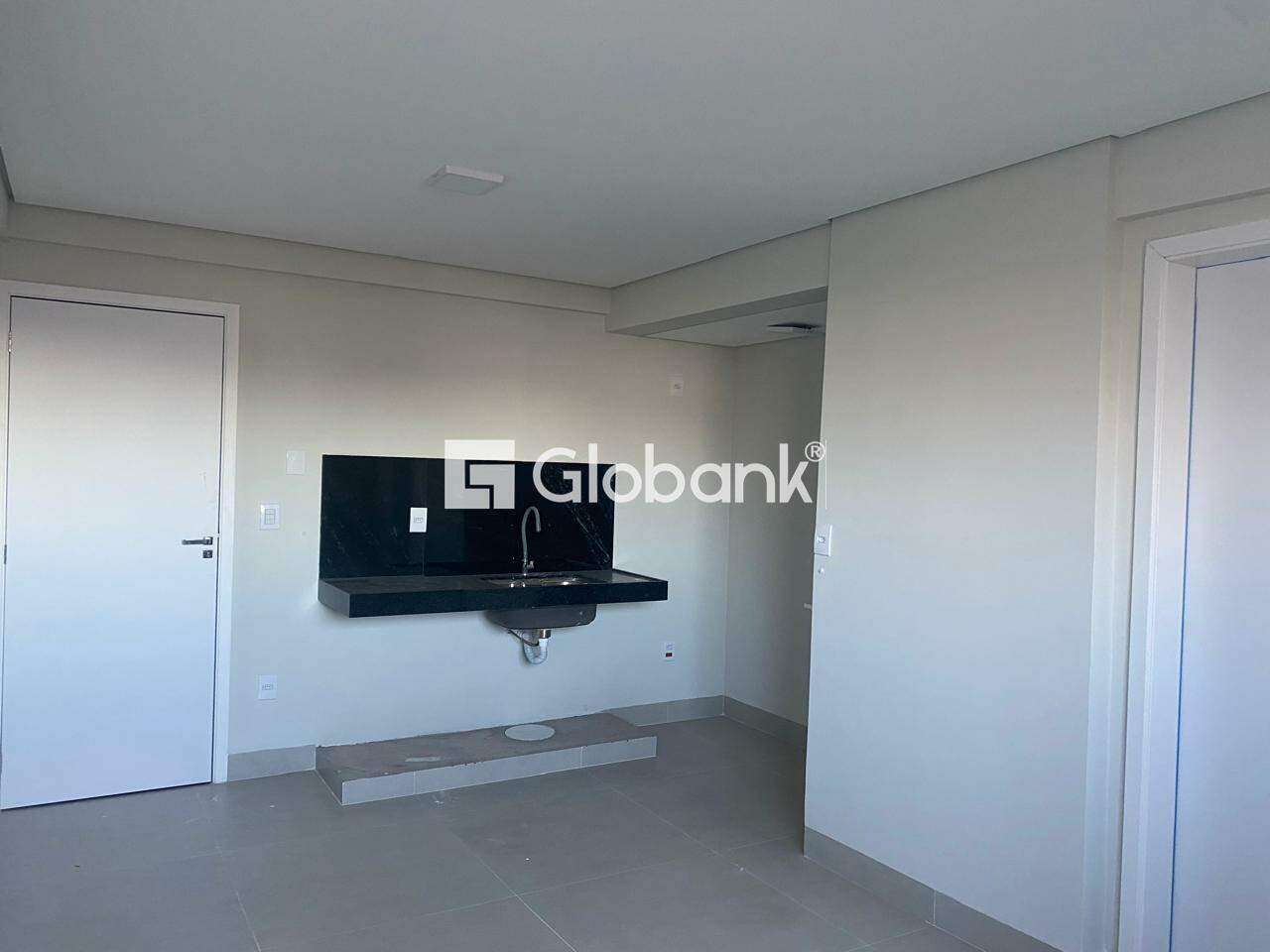 Flat 1 quarto à venda Centro 44,37m² Montes Claros MG: 