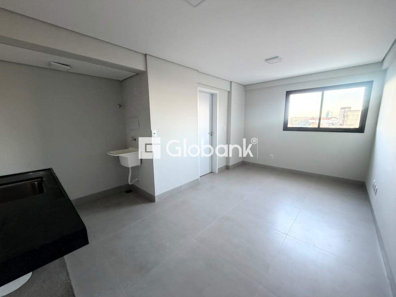 Flat 1 quarto à venda Centro 44,37m² Montes Claros MG: 