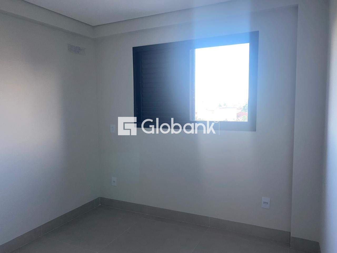 Flat 1 quarto à venda Centro 44,37m² Montes Claros MG: 