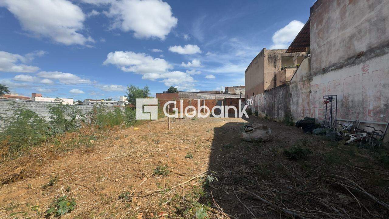 Terreno à venda Alto São João 576m² Montes Claros MG: 