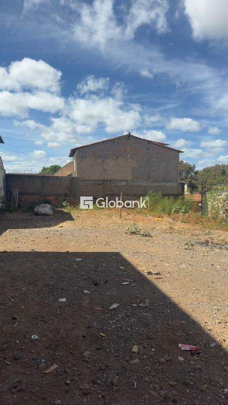 Terreno à venda Alto São João 576m² Montes Claros MG: 