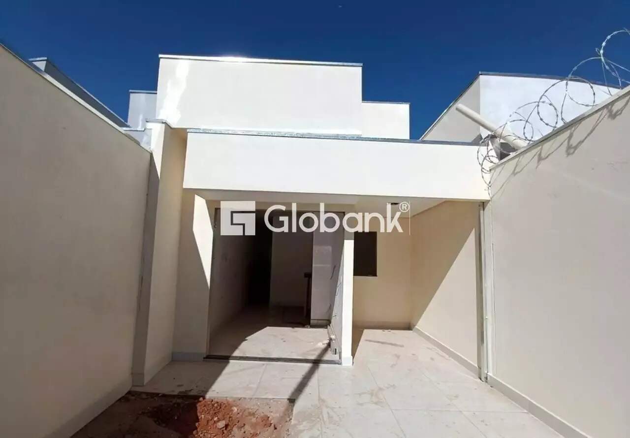 Casa 2 quartos à venda Delfino Magalhães 62m² Montes Claros MG: 