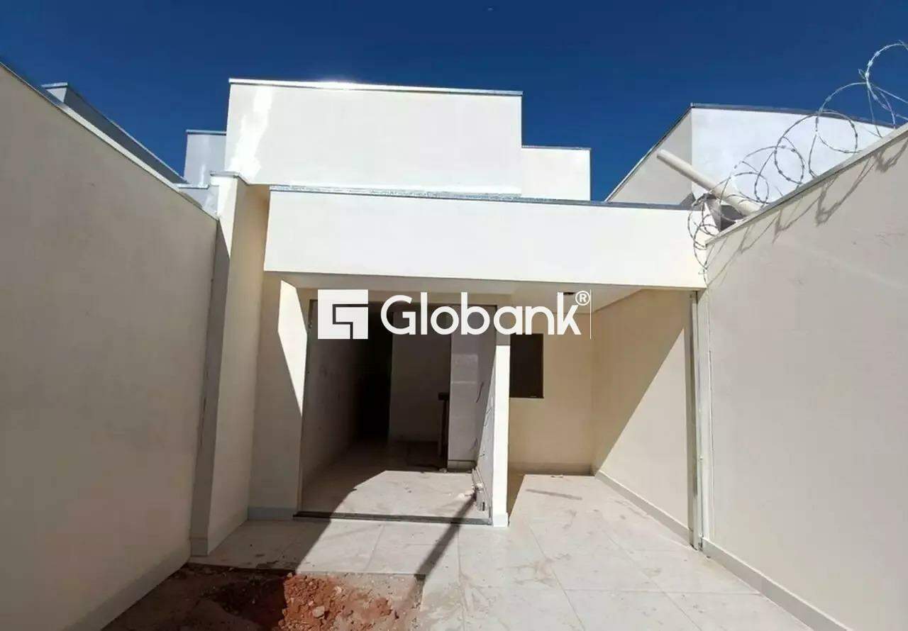 Casa 2 quartos à venda Delfino Magalhães 62m² Montes Claros MG: 