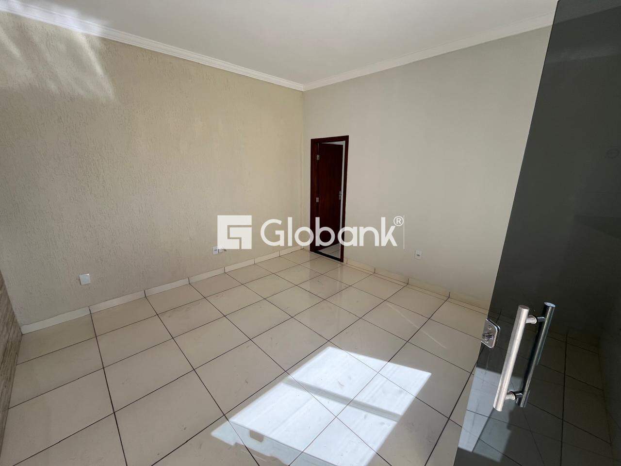 Apartamento 2 quartos para aluguel Monte Carmelo 75m² Montes Claros MG: