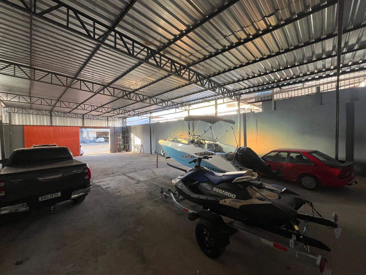 Galpão para aluguel Esplanada 300m² Montes Claros MG: