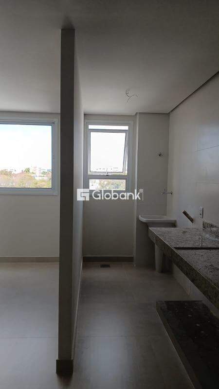 Apartamento 2 quartos para aluguel Jardim Morada do Sol 63m² Montes Claros MG: