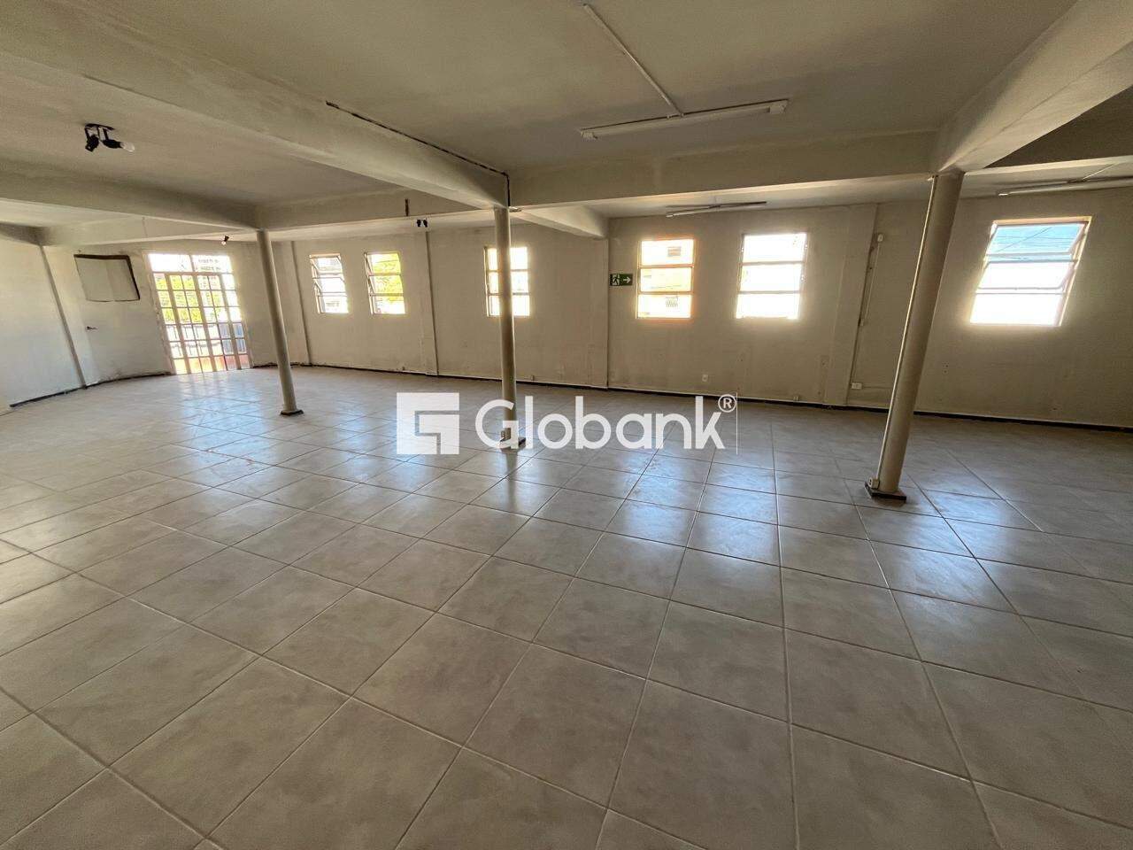 Sala comercial 1 quarto para aluguel Cidade Santa Maria 150m² Montes Claros MG: 
