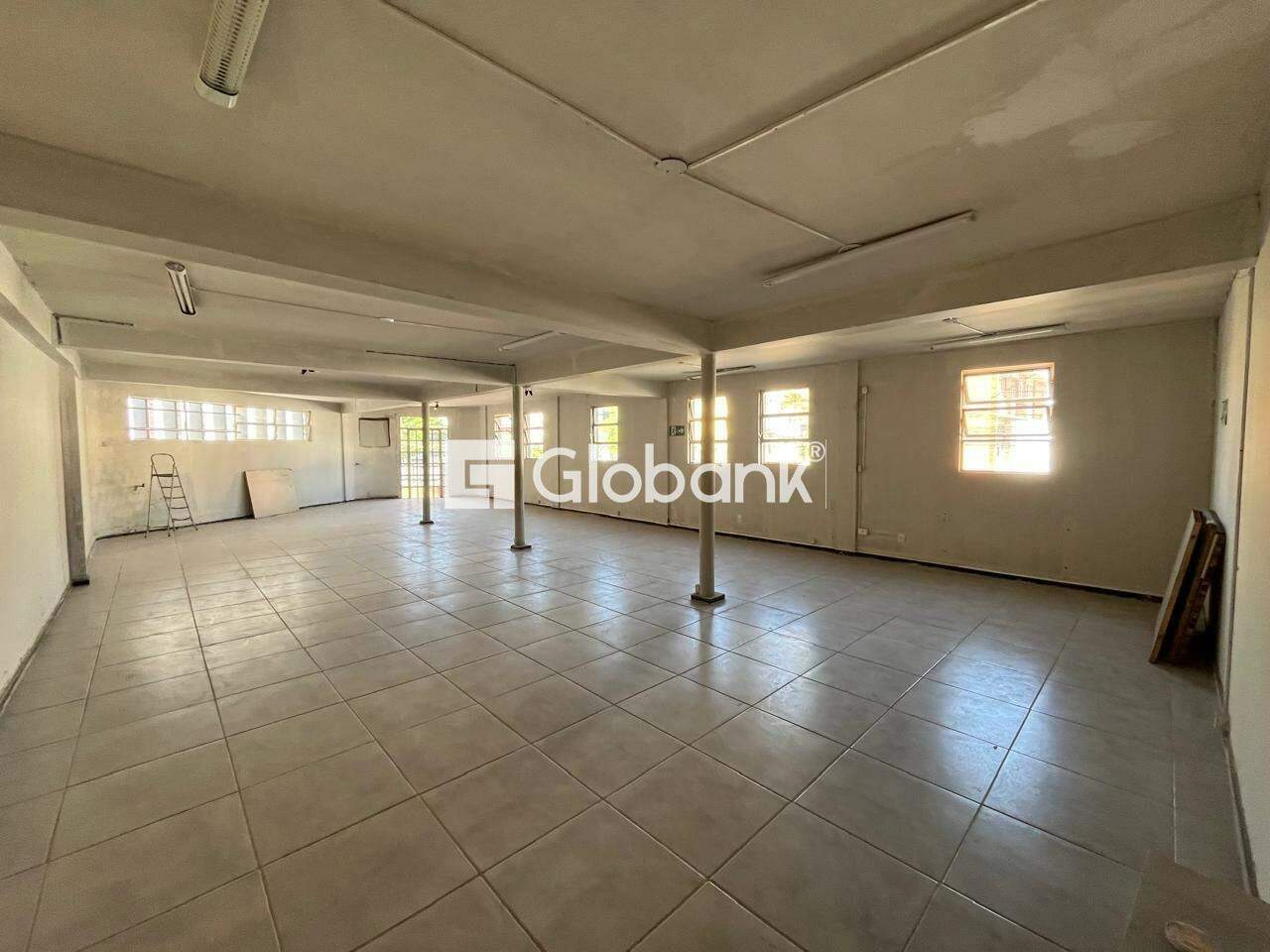Sala comercial 1 quarto para aluguel Cidade Santa Maria 150m² Montes Claros MG: 