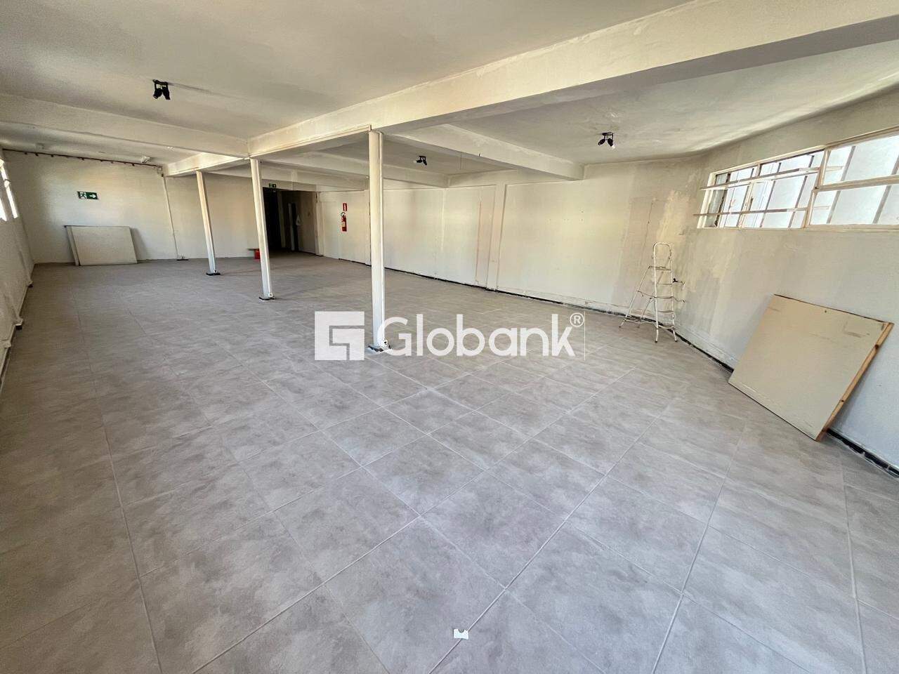 Sala comercial 1 quarto para aluguel Cidade Santa Maria 150m² Montes Claros MG: 