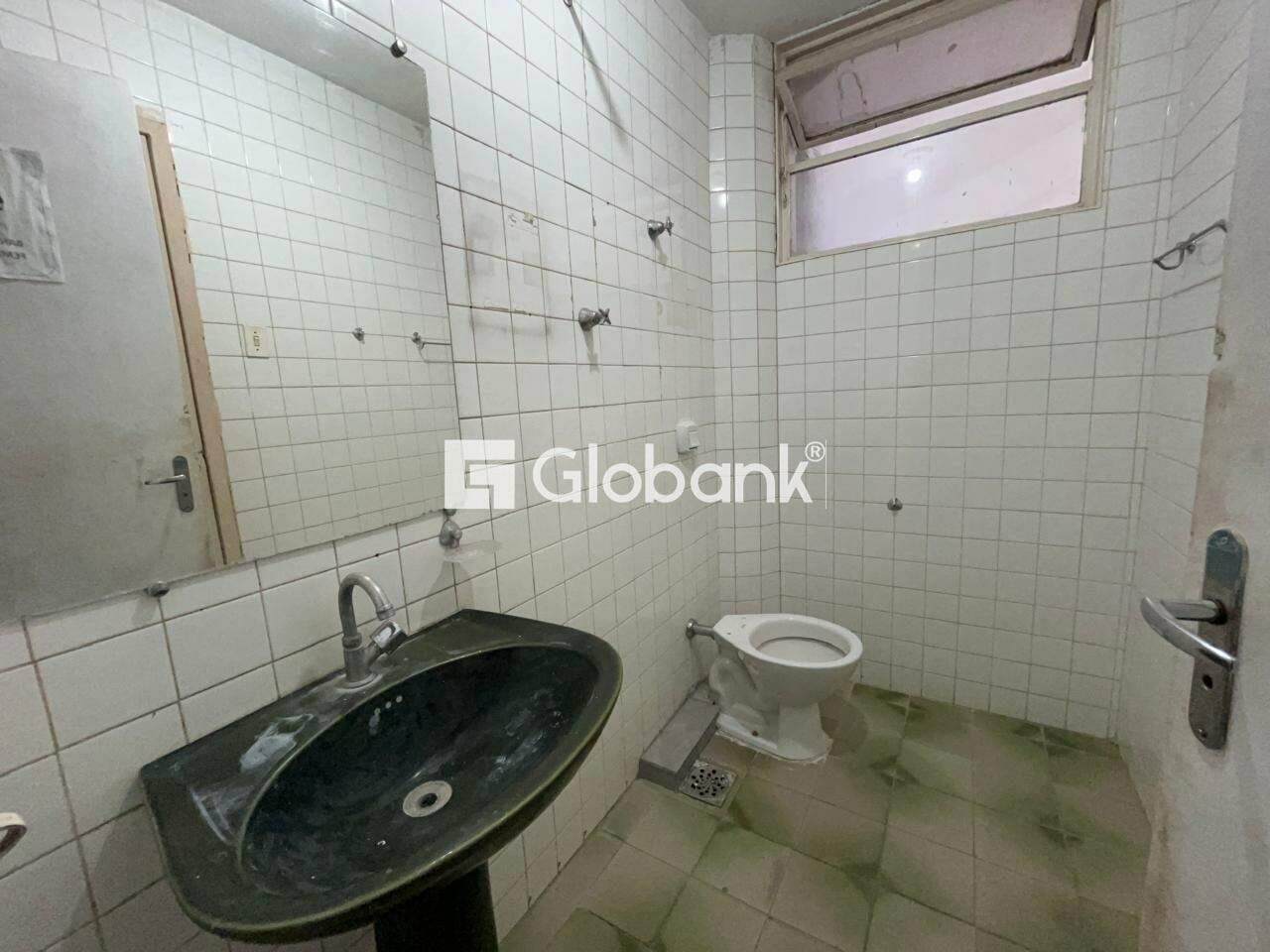 Sala comercial 1 quarto para aluguel Cidade Santa Maria 150m² Montes Claros MG: 
