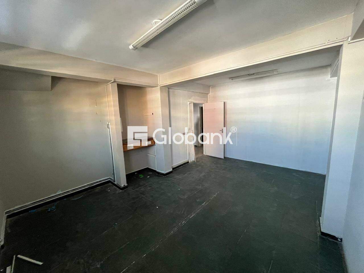 Sala comercial 1 quarto para aluguel Cidade Santa Maria 25m² Montes Claros MG: 