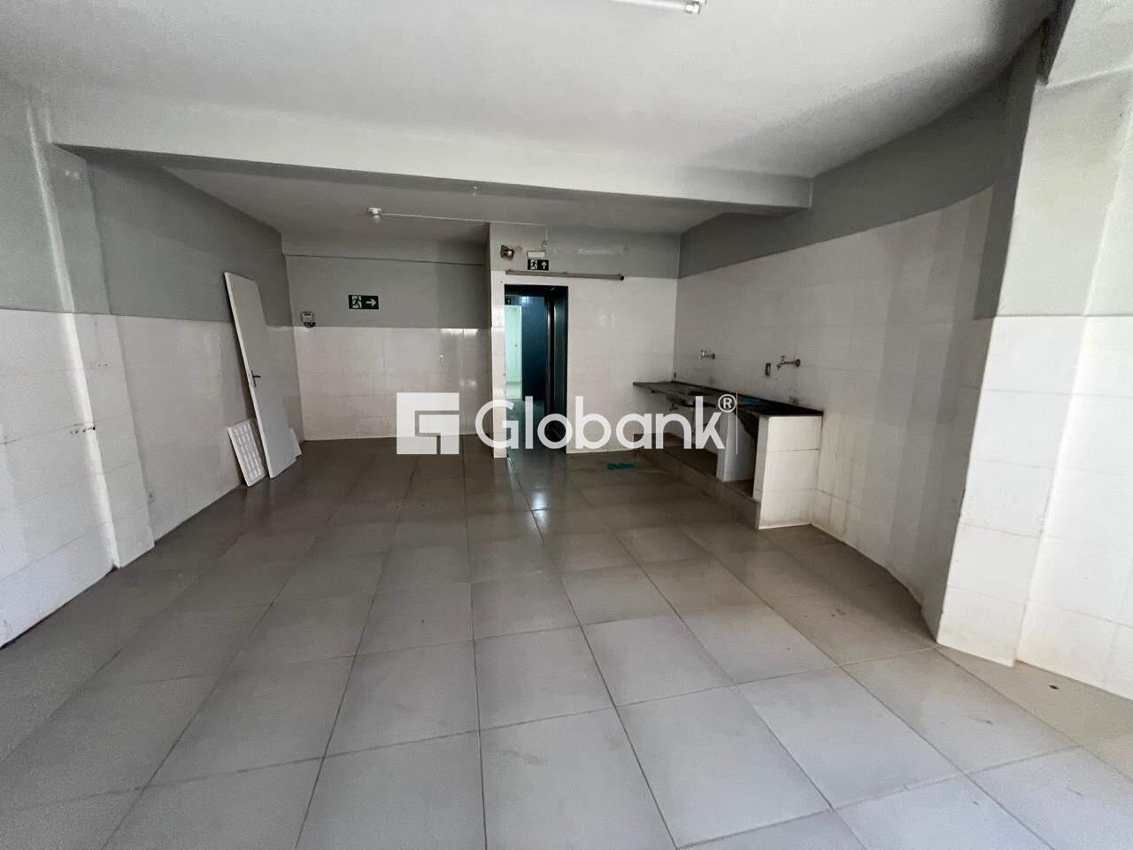 Sala comercial 1 quarto para aluguel Cidade Santa Maria 150m² Montes Claros MG: