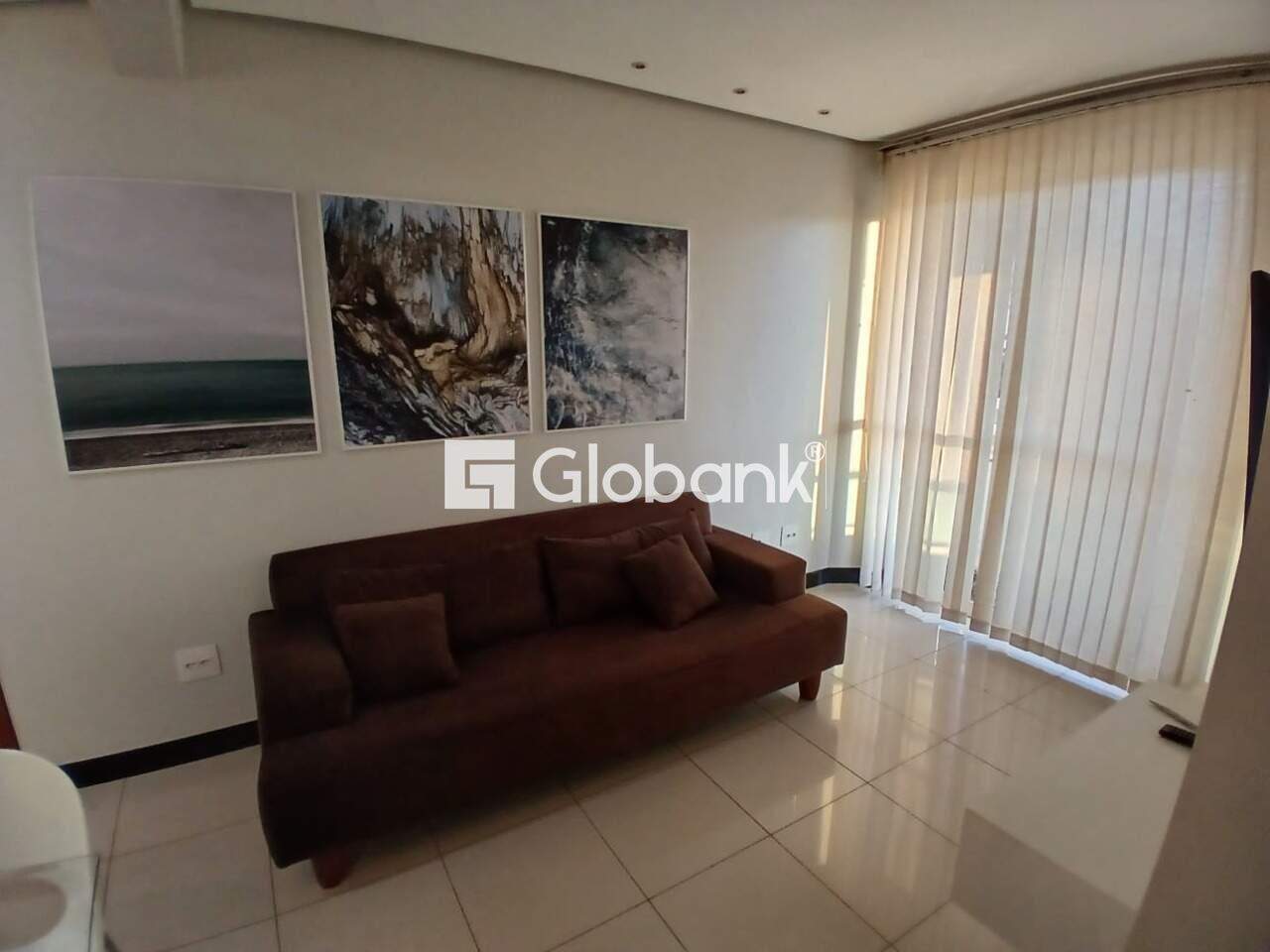 Apartamento 2 quartos para aluguel Centro 55,49m² Montes Claros MG: Sala de Estar
