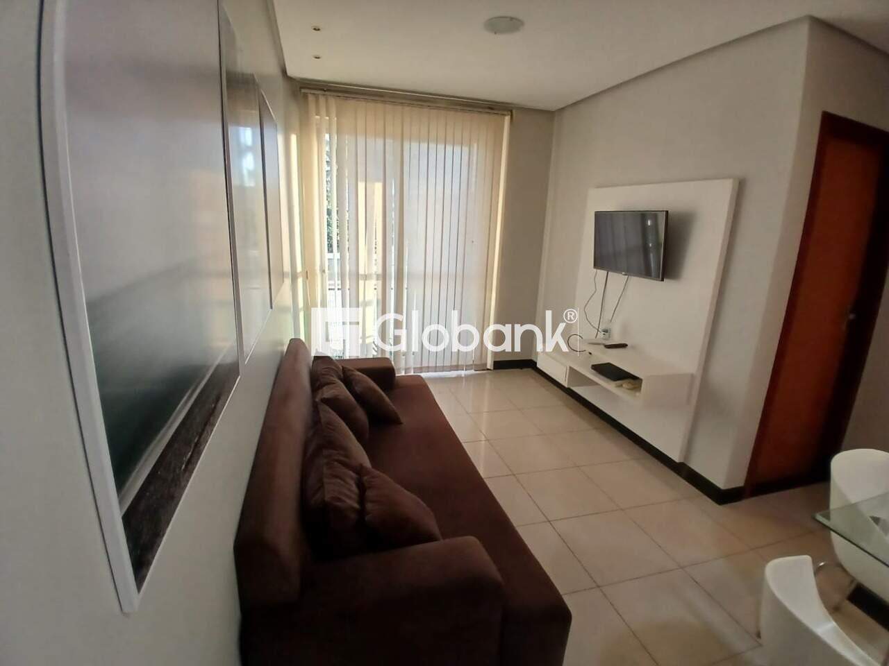 Apartamento 2 quartos para aluguel Centro 55,49m² Montes Claros MG: Sala de Estar