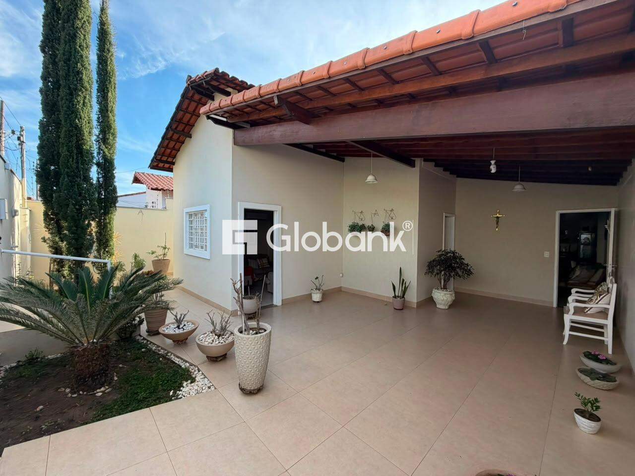 Casa 3 quartos para aluguel Morada do Parque 100m² Montes Claros MG: 